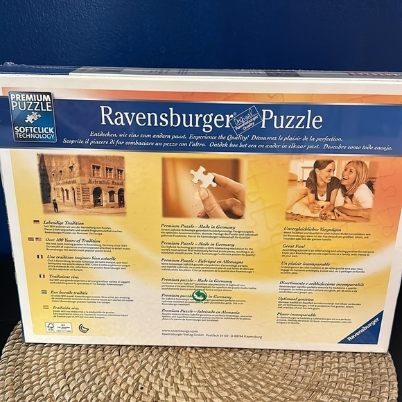 New Factory Sealed Ravensburger Doors of the World Jigsaw Puzzle - 1000pc - Picture 3 of 7